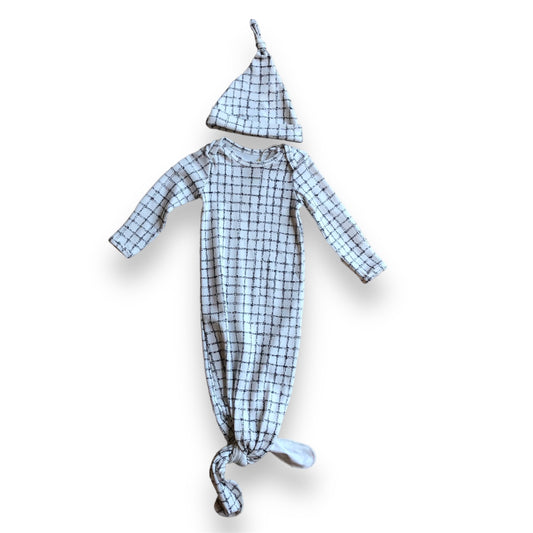 Checkered Cap & Gown