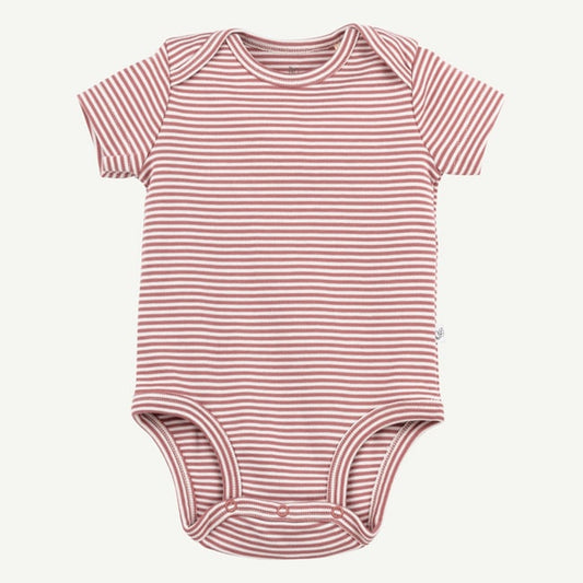B3m9t0IHSaGsnmiJASaY_RS19T0919_M-oliver-and-rain-organic-baby-clothes-rose-short-sleeve-bodysuit-essentials-min.jpg