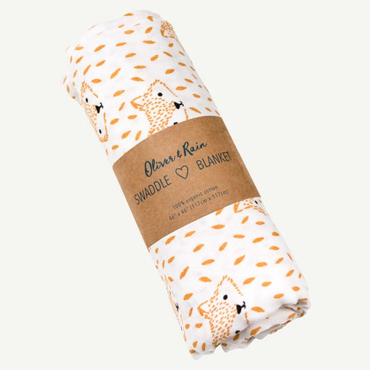 RF19A1449_A-oliver-and-rain-organic-baby-clothes-girl-ivory-gold-fox-print-organic-cotton-muslin-swaddle-min