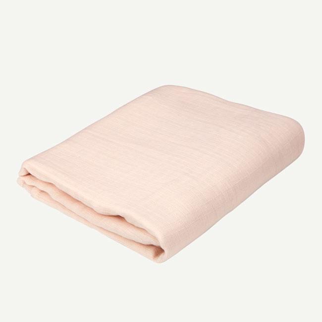 cbR4Cg9BTxq8ypZ8W7ob_RF18B0373_M-oliver-and-rain-organic-baby-solid-light-pink-swaddle-blanket.jpg