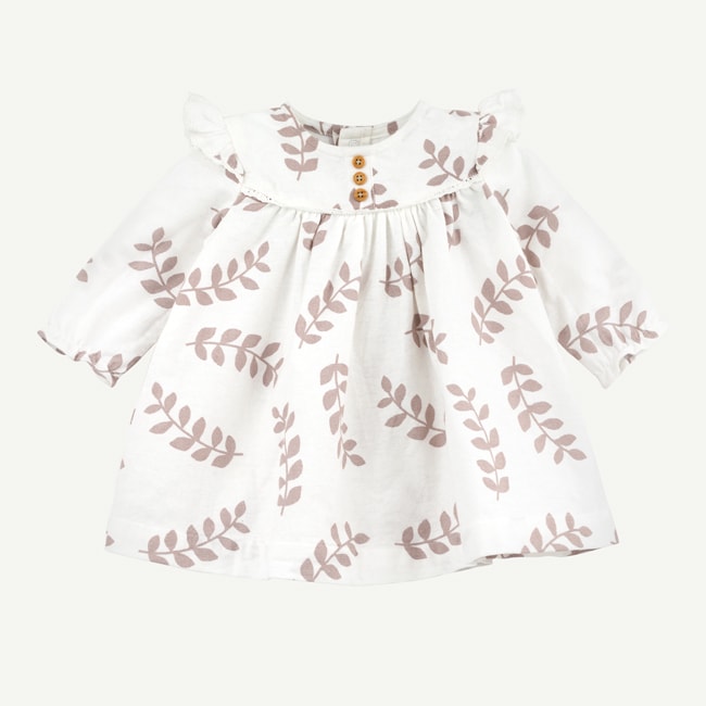 tGbEZwa5SDuF9qCc91me_RF19S1268_M-oliver-and-rain-organic-baby-clothes-girl-fawn-and-fern-collection-ivory-fern-print-woven-dress-with-diaper-cover-min.jpg